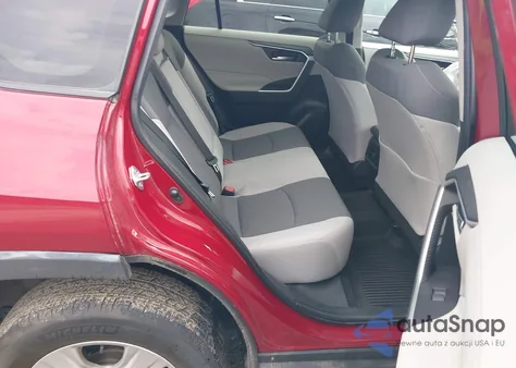 2021 Toyota Rav4 Xle from USA, damaged, VIN 2T3P1RFV8MC144739